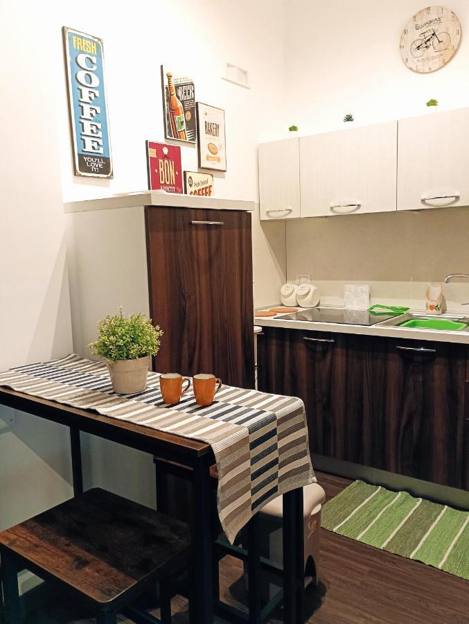 Suite Mirella Napoli Esterno foto