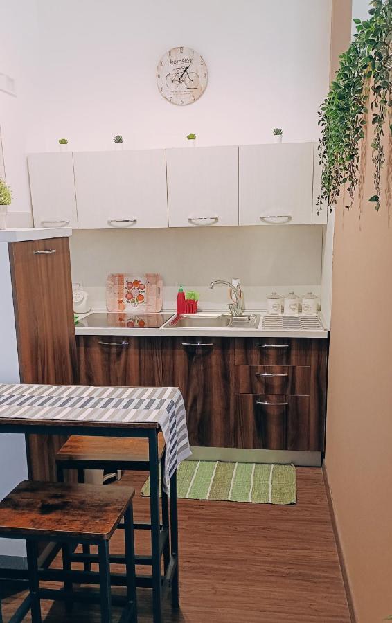 Suite Mirella Napoli Esterno foto